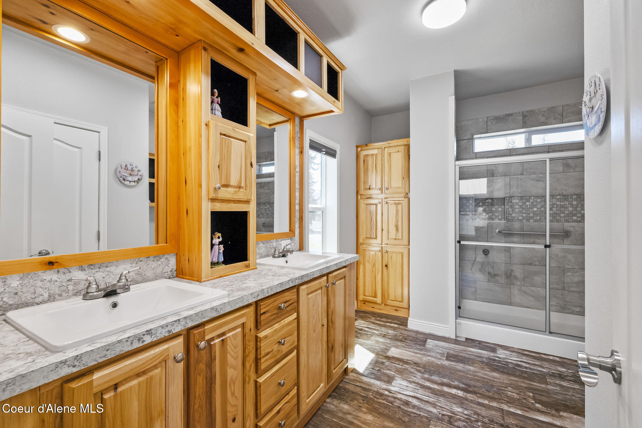 575 Garden Tracts Road St. Maries, ID 83861 - Photo 17 of 49 Master Bath