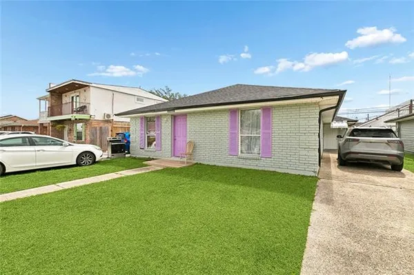 $249,900 | 3625-27 Shangri-La Drive, Chalmette, LA 70043