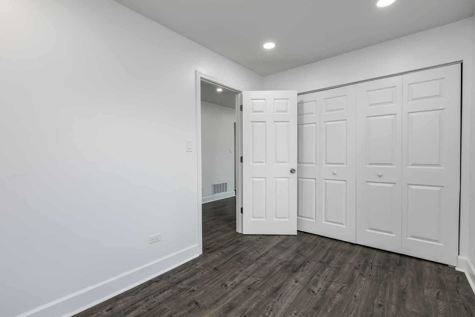 1180 East Nichols Road, Unit 7B Palatine, IL 60074 - Photo 10 of 39 Gallery Image 10