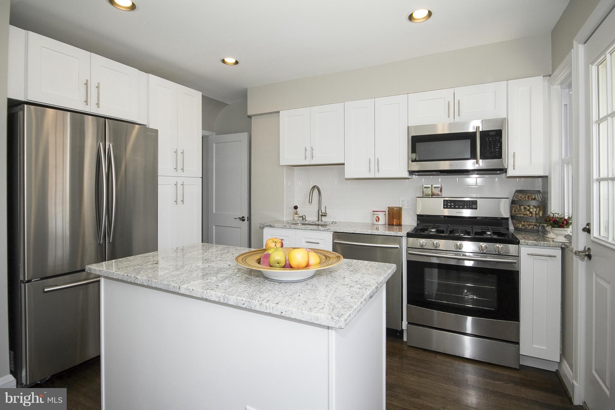8551 Water Oak Road Baltimore, MD 21234 - Photo 1 of 30 Kitchen