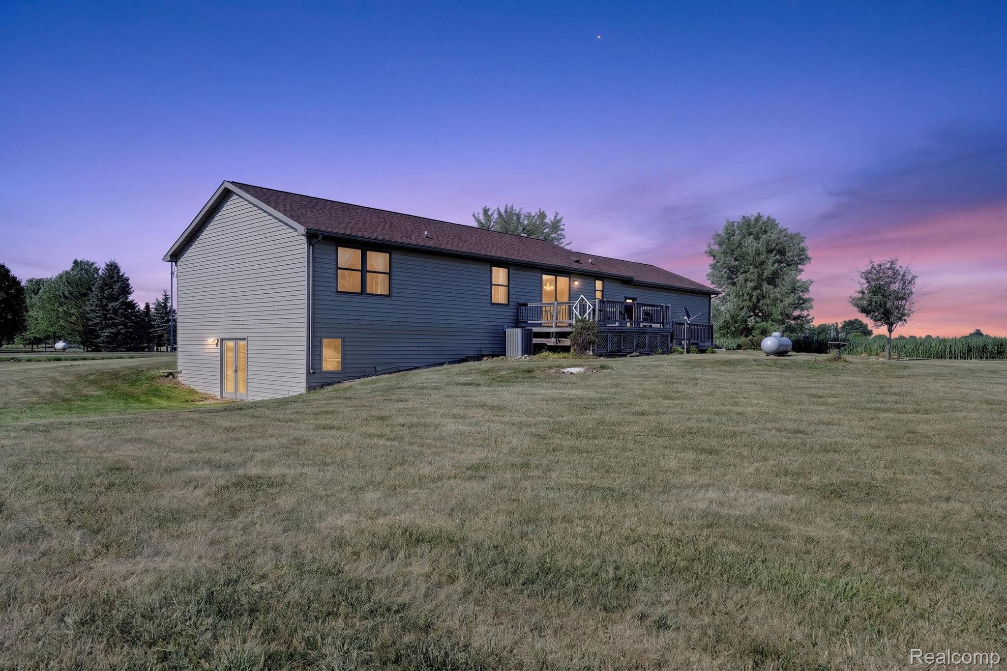 9889 Ditch Road Chesaning, MI 48616 - Photo 59 of 71 60-web-or-mls-DSC_8915#twilight.jpg