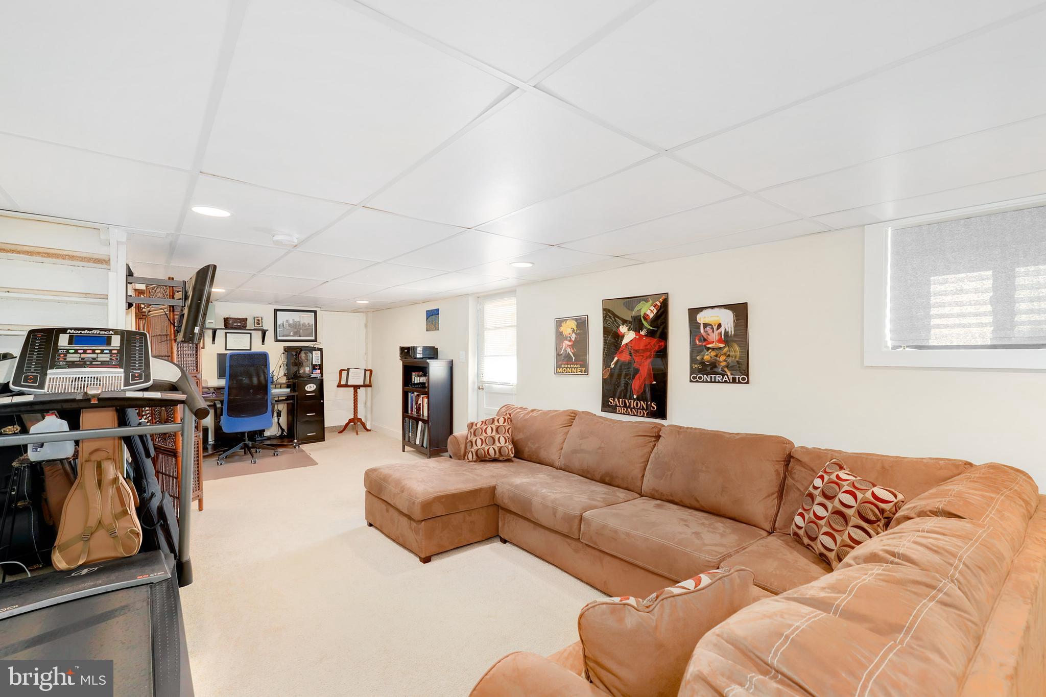 615 North Bend Road Baltimore, MD 21229 - Photo 6 of 31