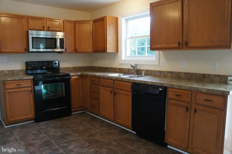 8860 Mackall Road St. Leonard, MD 20685 - Photo 11 of 26 Kitchen
