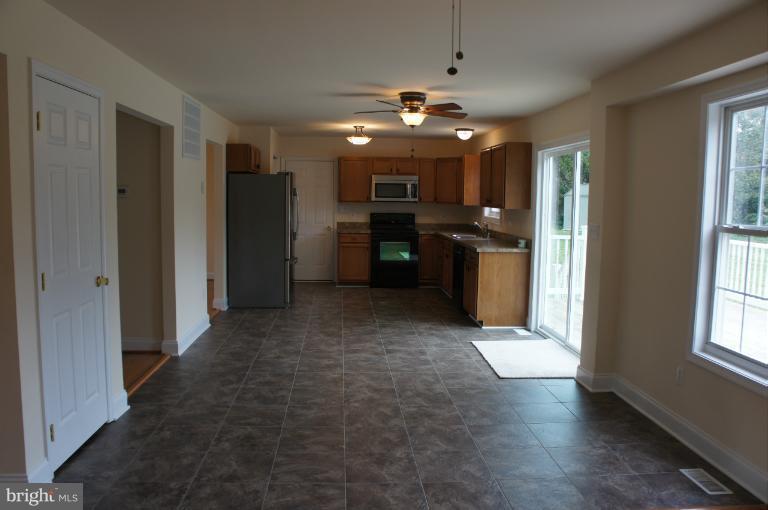8860 Mackall Road St. Leonard, MD 20685 - Photo 8 of 26 Kitchen