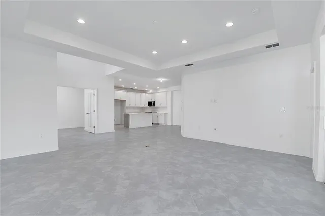 $2,950 | 215 Summertime Place, Daytona Beach, FL 32124