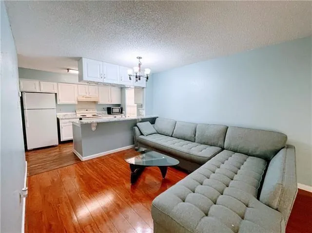 $105,000 | 2928 Manhattan Boulevard, Unit 164, Harvey, LA 70058