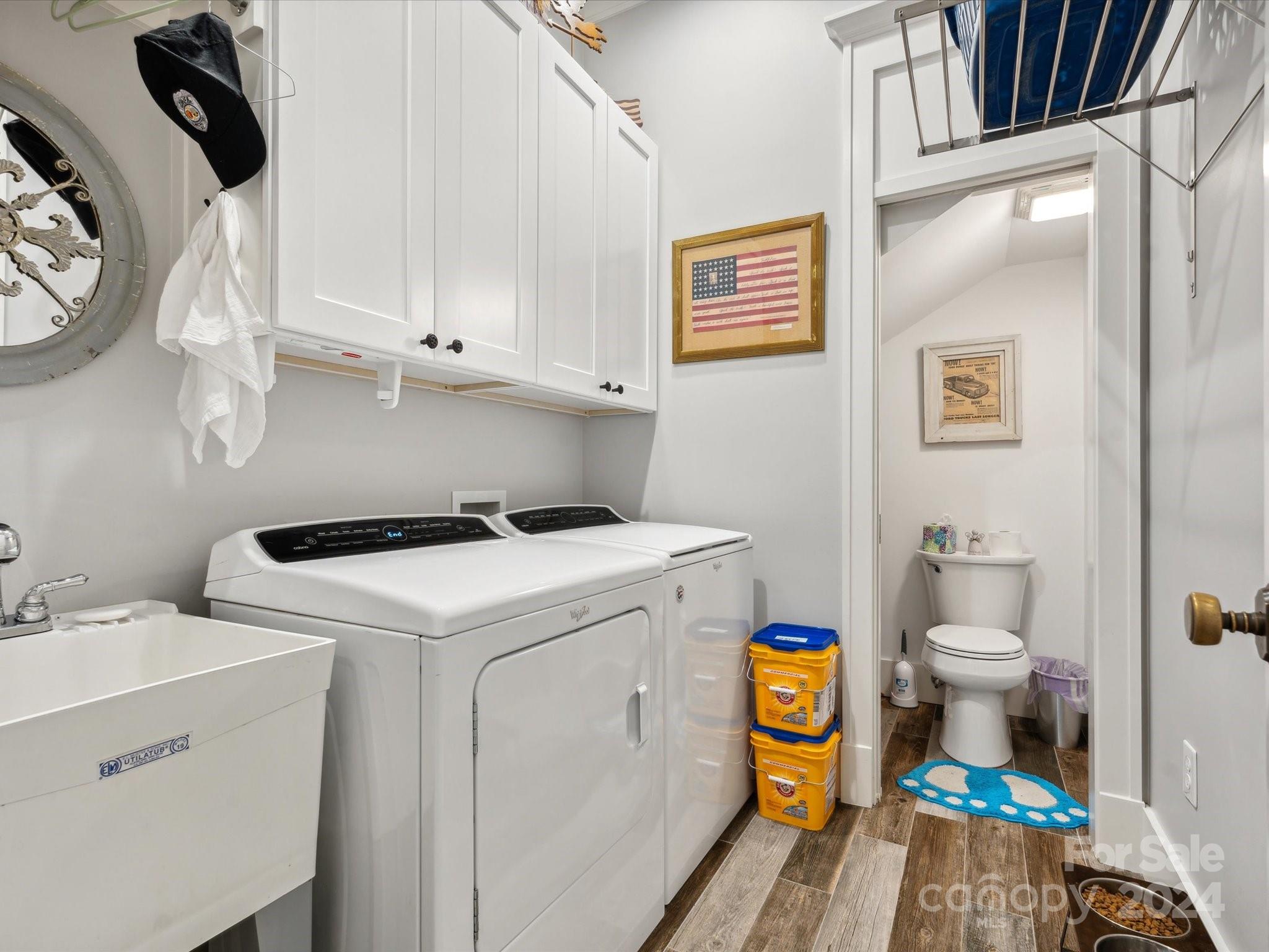 1156 Williams Road Fort Mill, SC 29715 - Photo 19 of 44 a utility room with dryer and washer