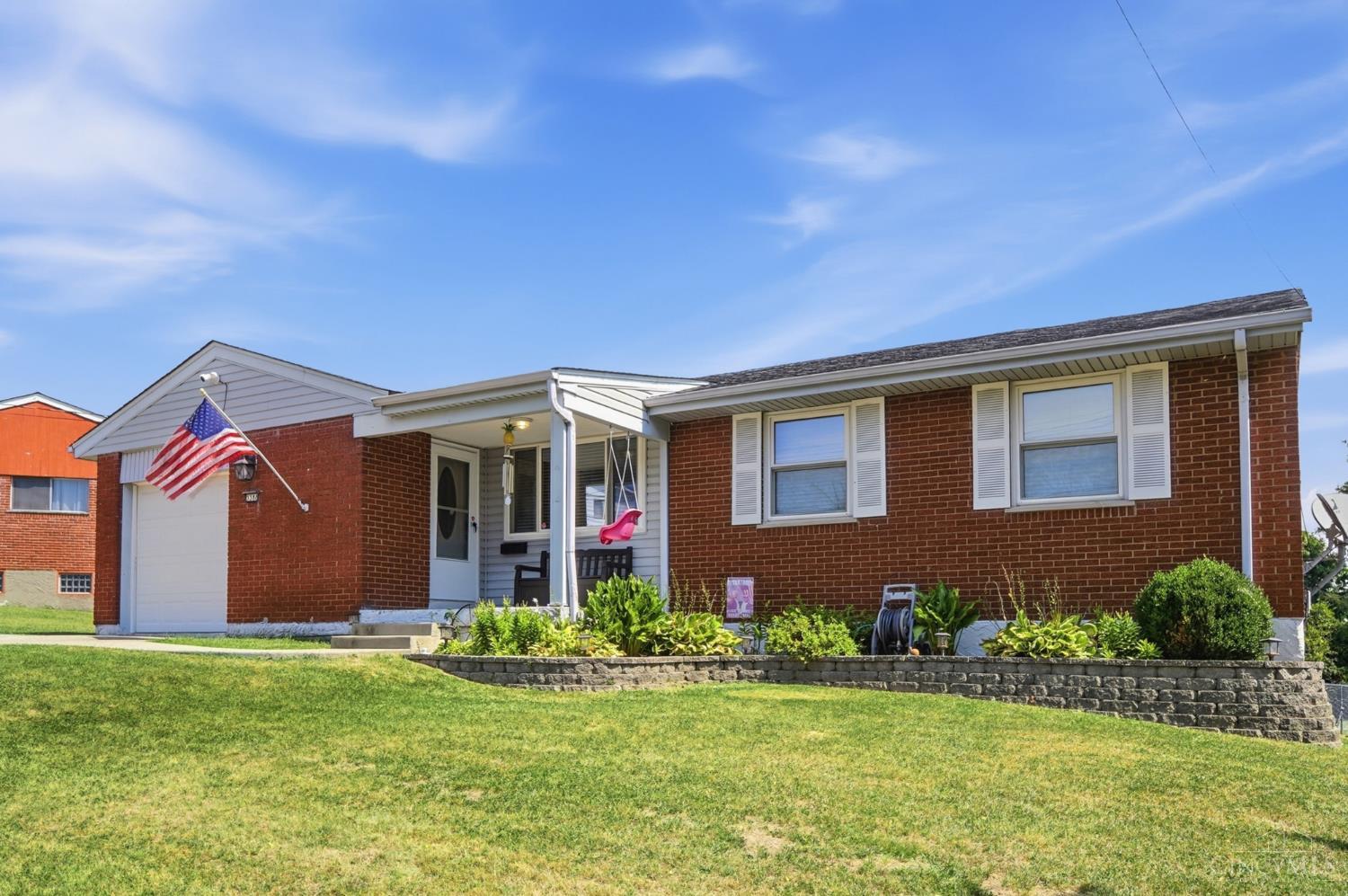 3386 Rodeo Court Cincinnati, OH 45211 - Photo 4 of 75 Gallery Image 4