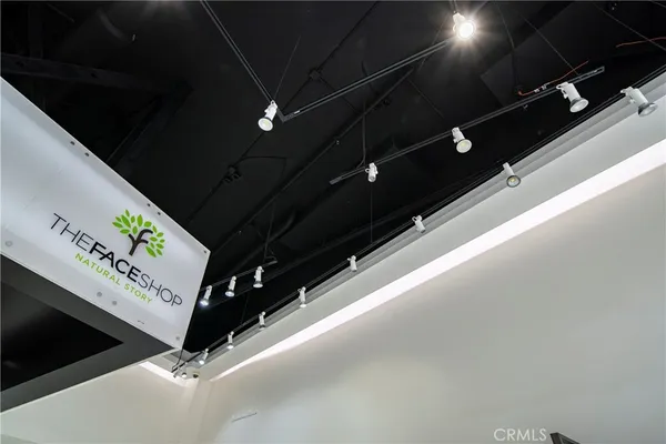 $4,249 | 500 North Atlantic Boulevard, Unit 165, Monterey Park, CA 91754