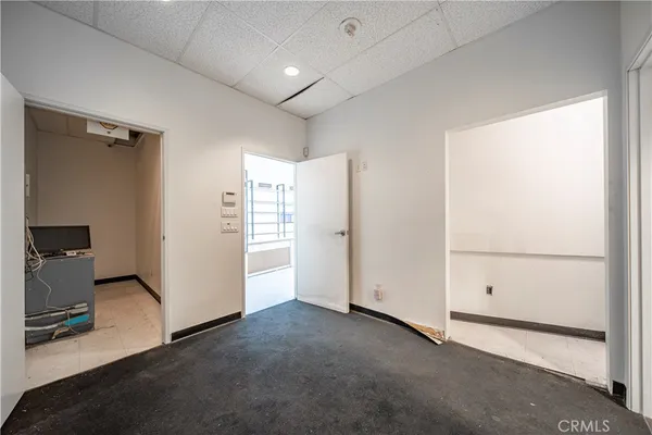 $4,249 | 500 North Atlantic Boulevard, Unit 165, Monterey Park, CA 91754