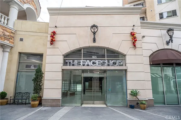 $4,249 | 500 North Atlantic Boulevard, Unit 165, Monterey Park, CA 91754