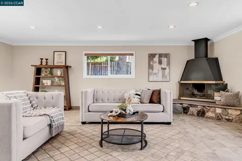 $1,150,000 | 30 Mt Emory Court, Clayton, CA 94517