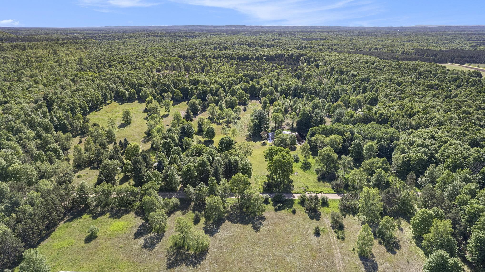 18367 Stedronsky Road Thompsonville, MI 49683 - Photo 37 of 47 1927724-8C8DE7AE-EC4C-409C-B2F5-78C8DCC44000.JPG