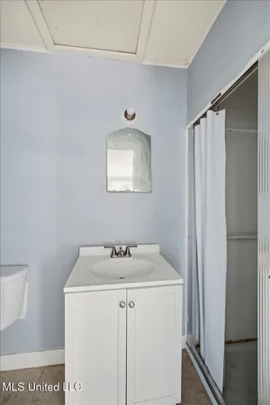 $129,900 | 213 Madison Street, Bolton, MS 39041