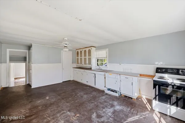 $129,900 | 213 Madison Street, Bolton, MS 39041