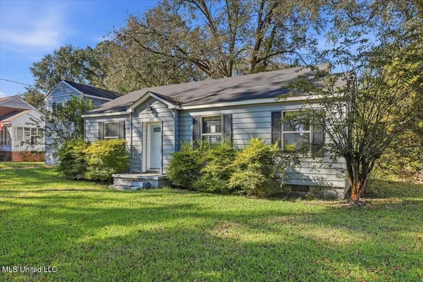 $129,900 | 213 Madison Street, Bolton, MS 39041