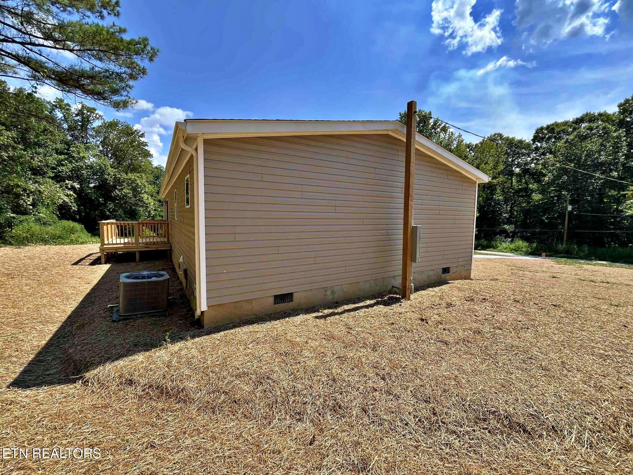 478 Oak Grove Road Decatur, TN 37322 - Photo 6 of 51 9dba2dcf-efa6-40f2-96b3-e2294f67d595