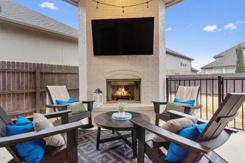$599,900 | 113 Univ Lands Drive, Liberty Hill, TX 78642