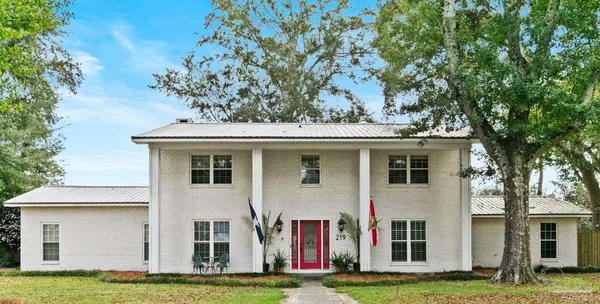 $639,000 | 219 West Rosetta Avenue, Foley, AL 36535