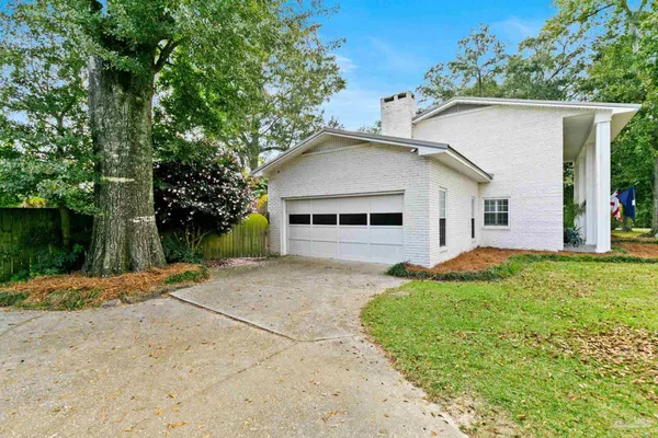 $639,000 | 219 West Rosetta Avenue, Foley, AL 36535