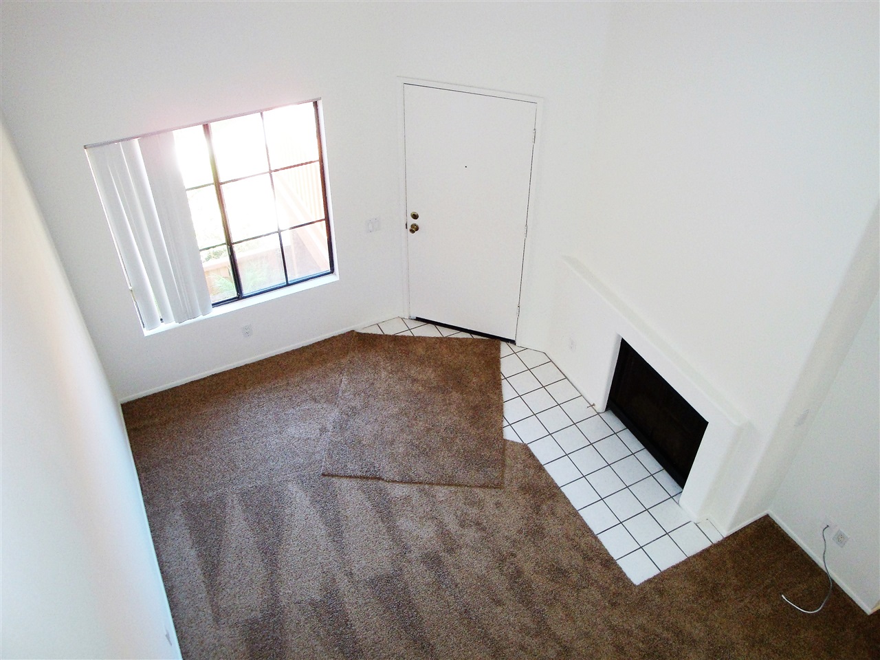 4055 Carmel View Road, Unit 46 San Diego, CA 92130 - Photo 4 of 13 with fireplace