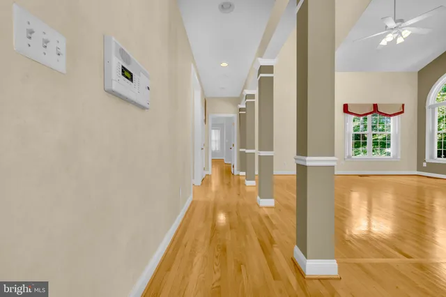 $999,900 | 5257 Ferry Branch Lane, Lothian, MD 20711