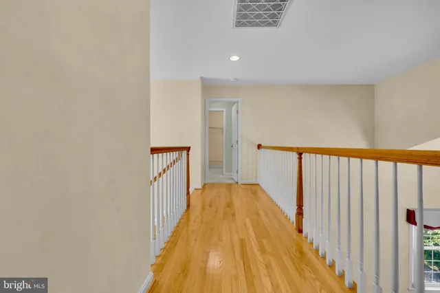 $999,900 | 5257 Ferry Branch Lane, Lothian, MD 20711