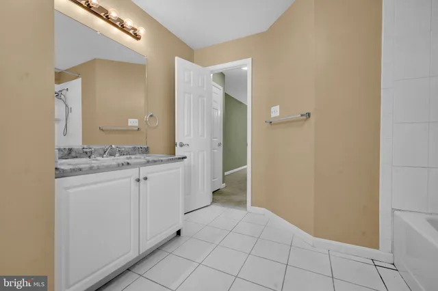 $999,900 | 5257 Ferry Branch Lane, Lothian, MD 20711