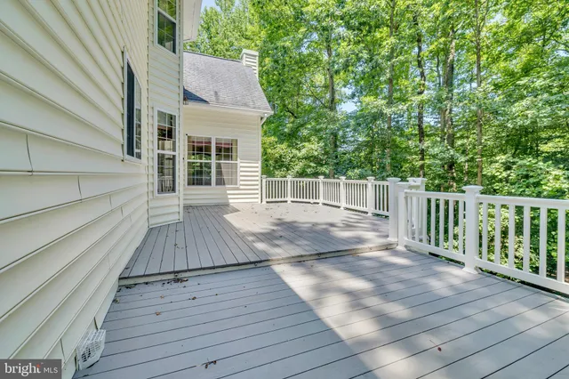 $999,900 | 5257 Ferry Branch Lane, Lothian, MD 20711