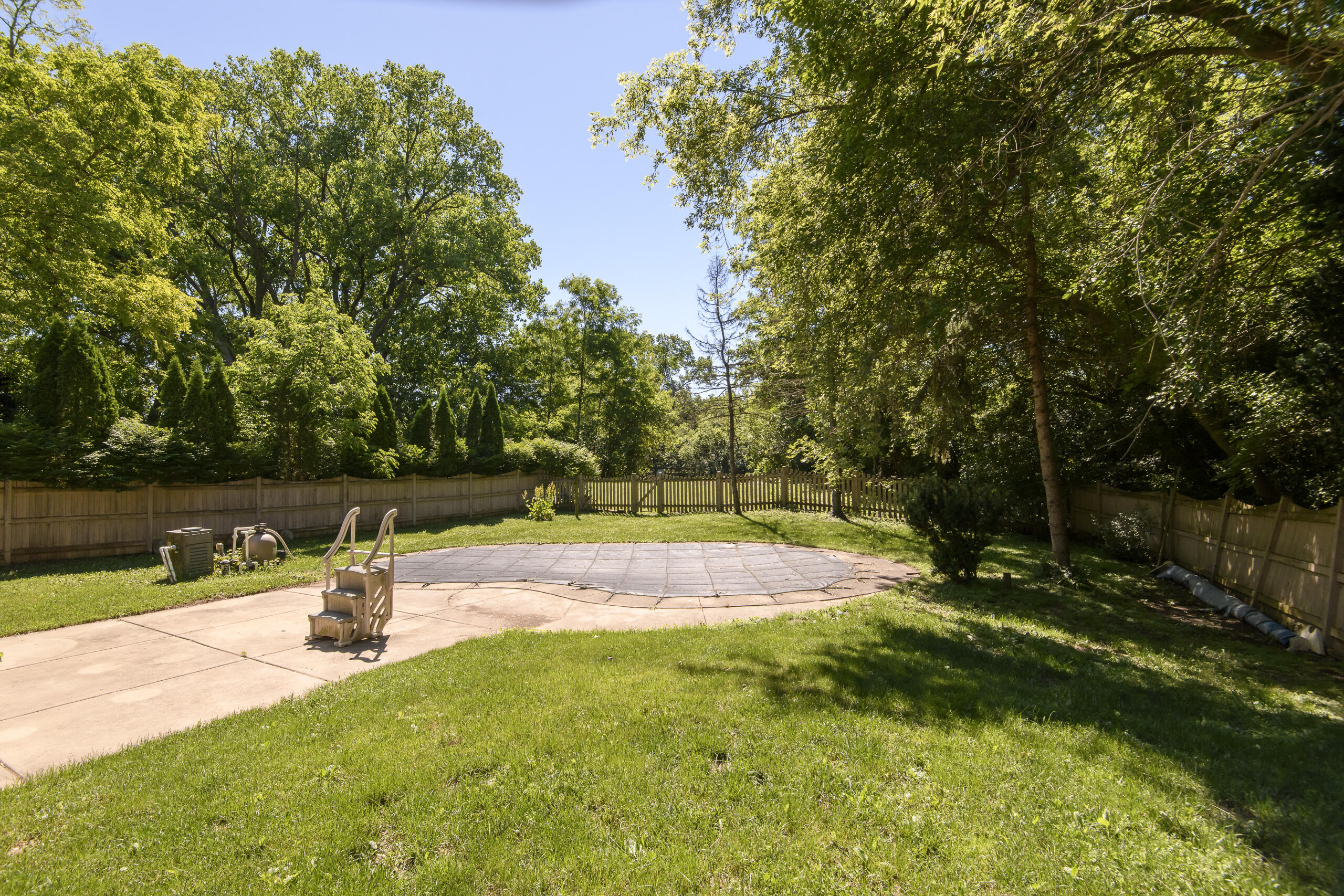 705 Fox Knoll Drive Rochester, WI 53185 - Photo 46 of 52 b
