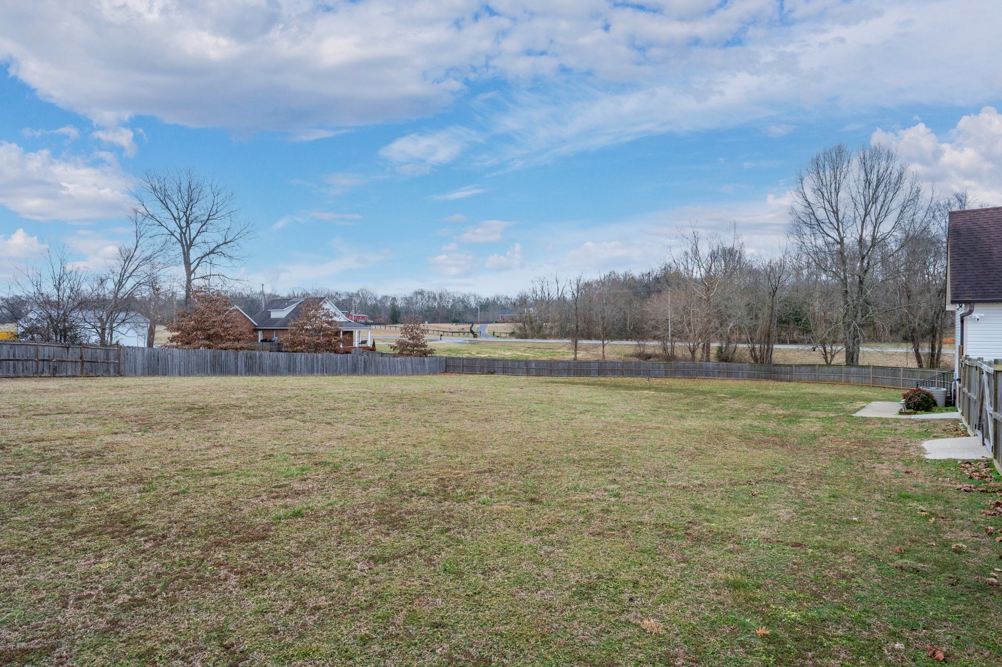 1098 Haley Road Wartrace, TN 37183 - Photo 24 of 32 Gallery Image 24