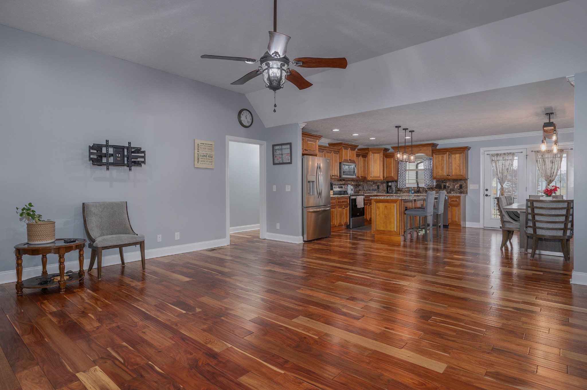 1098 Haley Road Wartrace, TN 37183 - Photo 4 of 32 Gallery Image 4