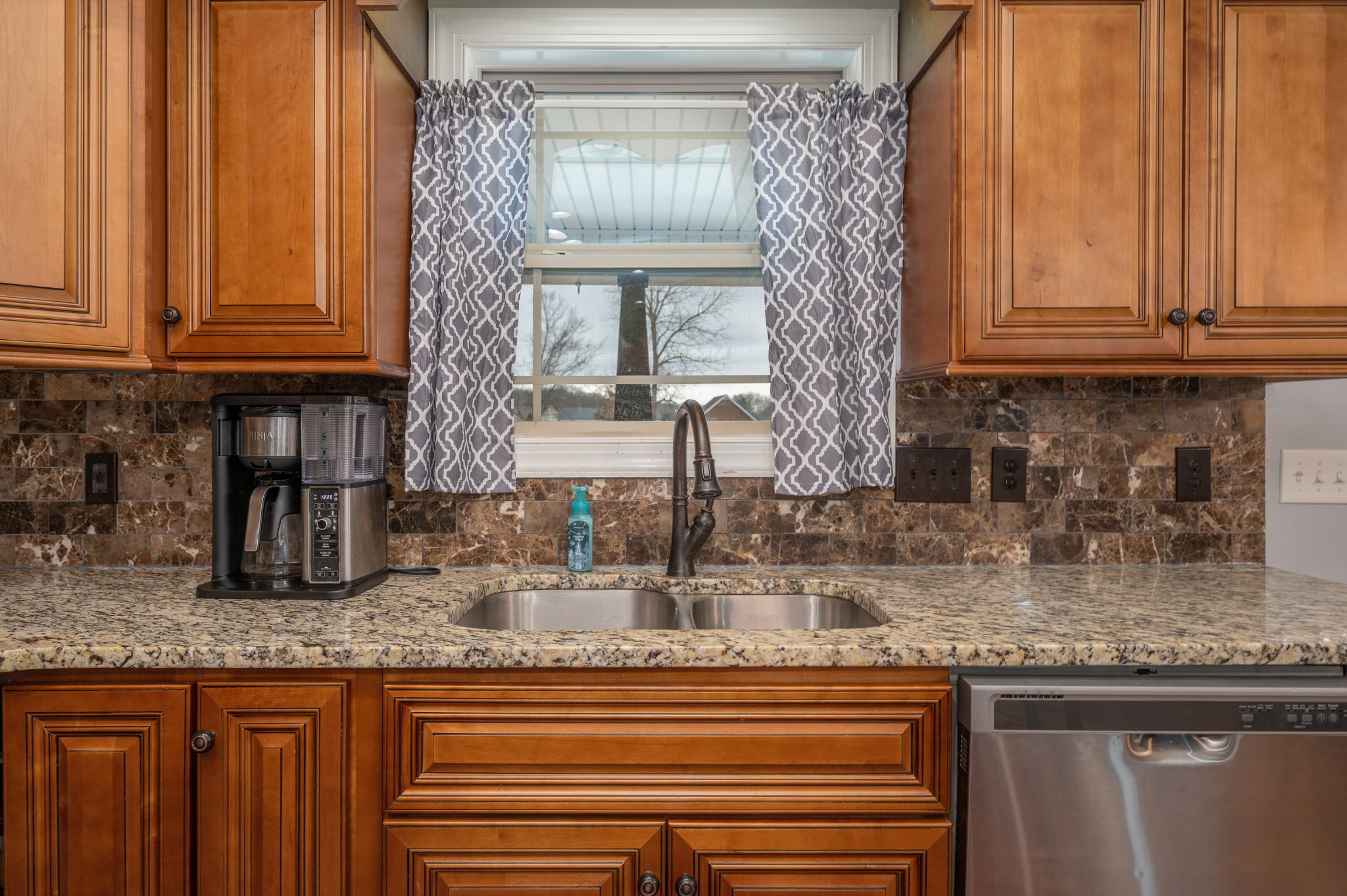 1098 Haley Road Wartrace, TN 37183 - Photo 8 of 32 Gallery Image 8