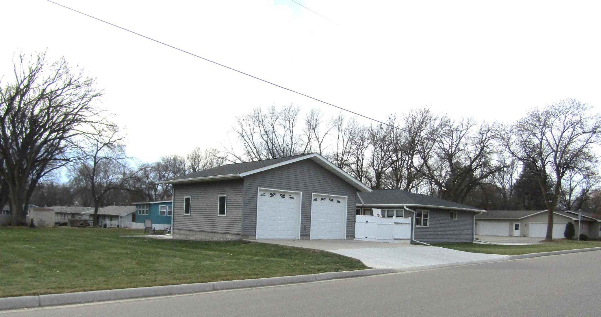 1520 North 6th Street Montevideo, MN 56265 - Photo 2 of 32