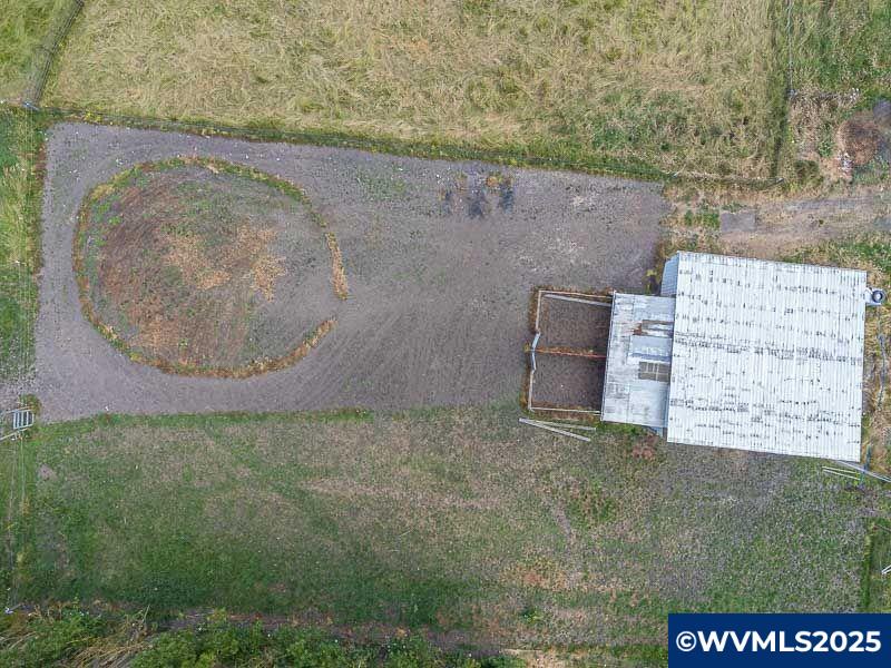36046 Riverside Drive Albany, OR 97321 - Photo 17 of 25 Gallery Image 17