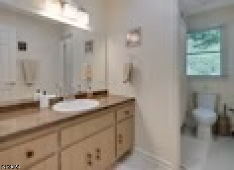 47 Long Ridge Road Morris Plains, NJ 07950 - Photo 14 of 31 Gallery Image 14