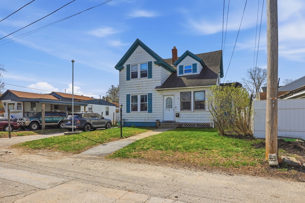 9 Hamilton Street Clinton, MA 01510 - Photo 2 of 32