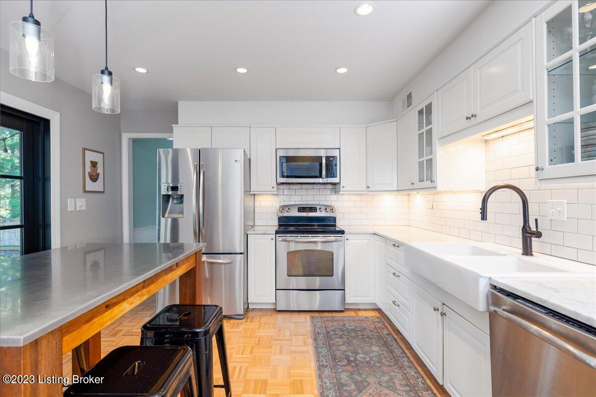 5911 Apache Road Louisville, KY 40207 - Photo 21 of 57 5911 Apache Rd