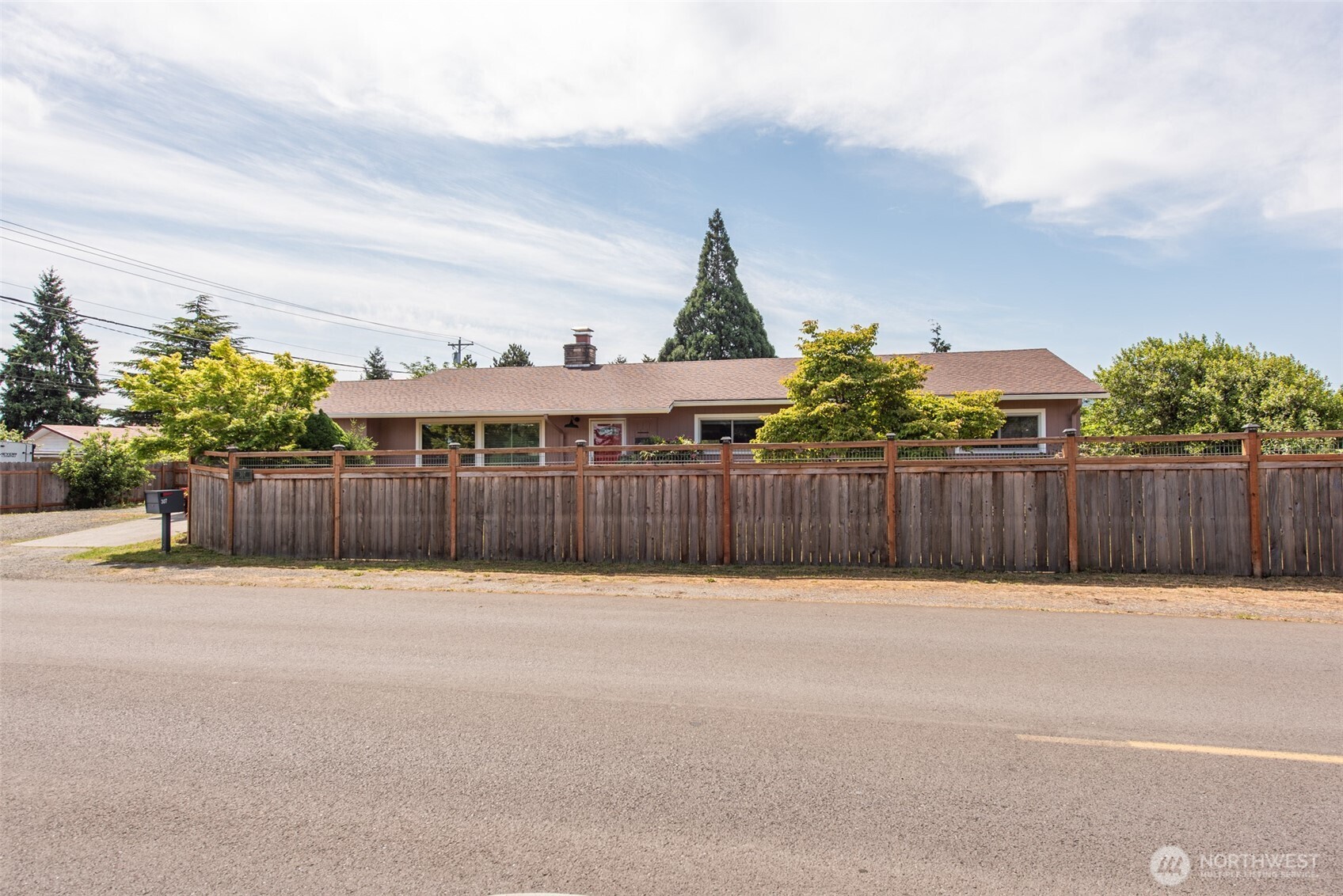307 East Fir Street Sequim, WA 98382 - Photo 2 of 29