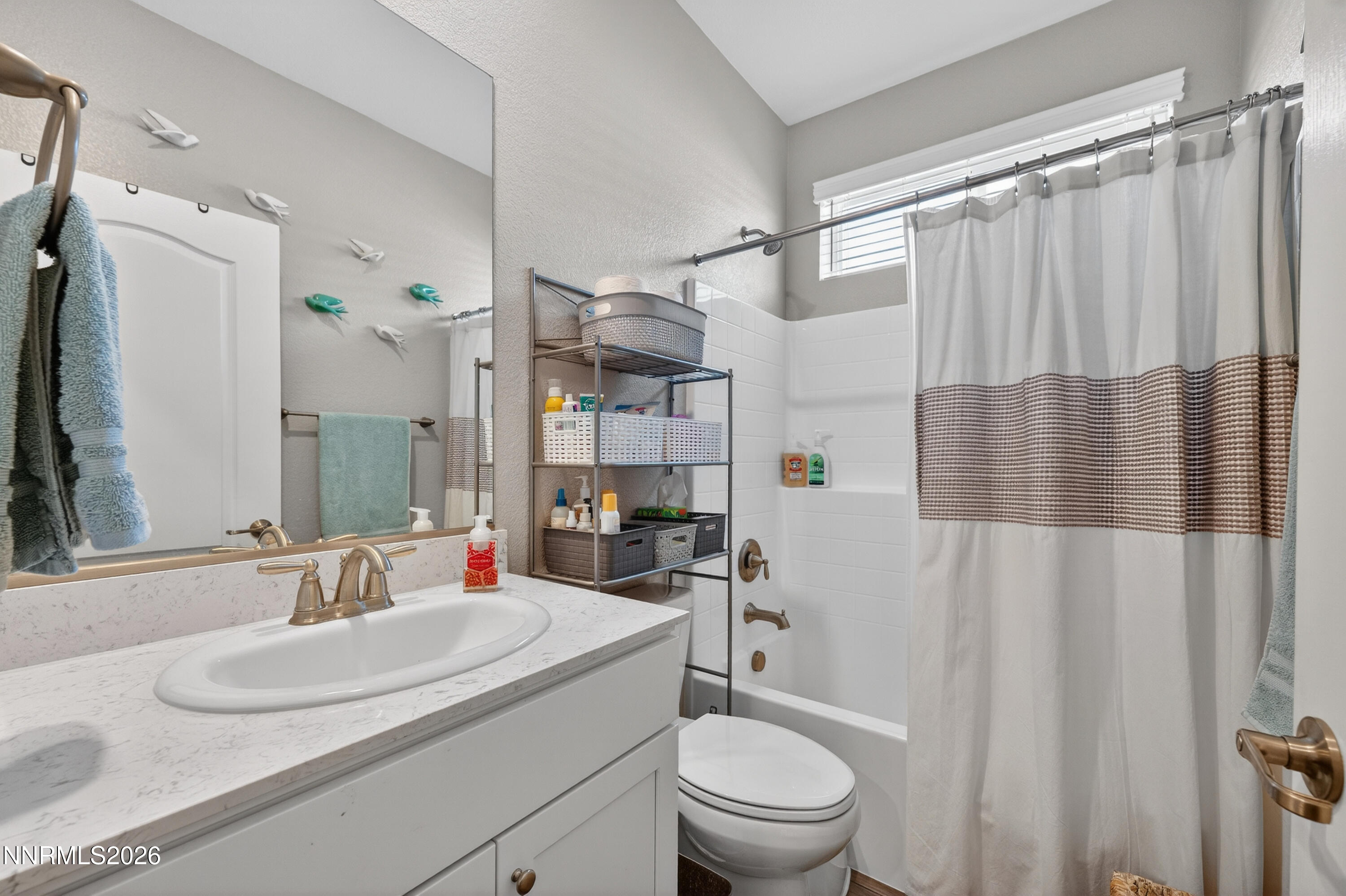 6047 Red Stable Road Sparks, NV 89436 - Photo 17 of 29 Bath 2