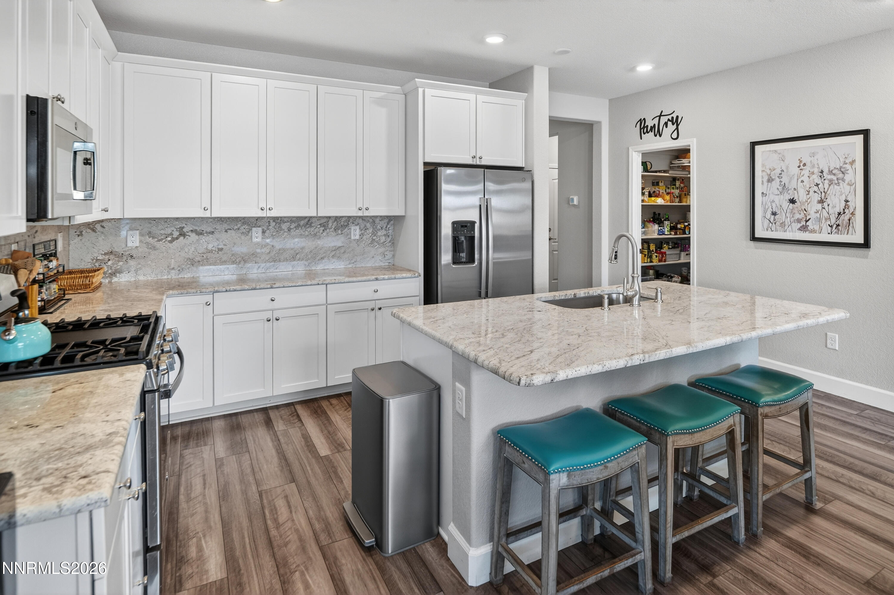 6047 Red Stable Road Sparks, NV 89436 - Photo 7 of 29 Kitchen