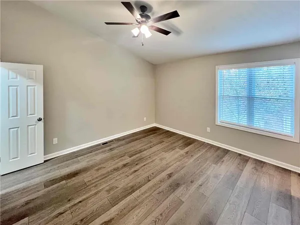 $1,950 | 3573 Kennesaw Station Drive, Kennesaw, GA 30144