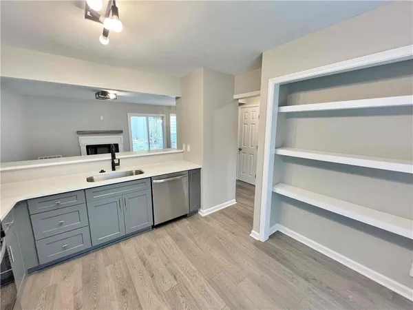 $1,950 | 3573 Kennesaw Station Drive, Kennesaw, GA 30144