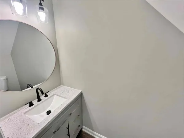 $1,950 | 3573 Kennesaw Station Drive, Kennesaw, GA 30144