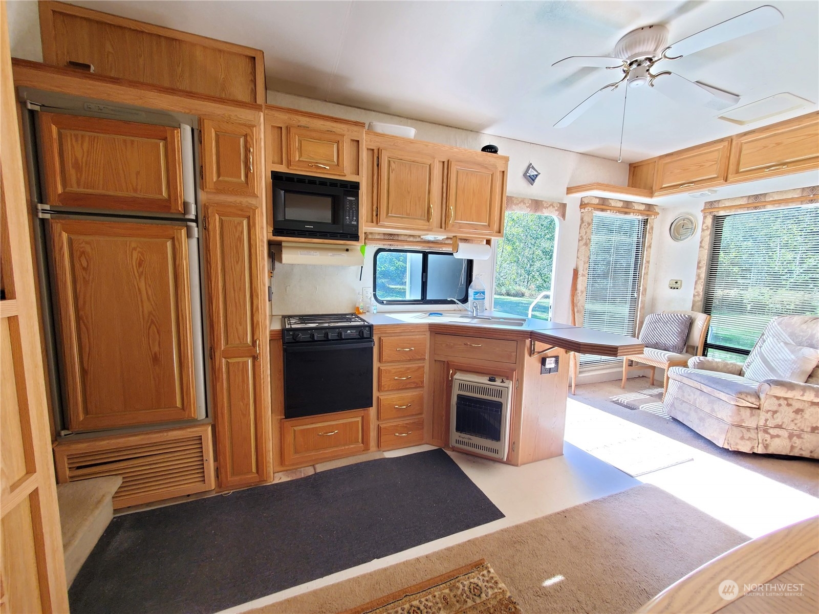 2250 North River Road Cosmopolis, WA 98537 - Photo 9 of 24 Gallery Image 9