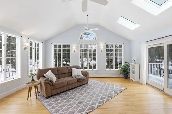 $1,100,000 | 98 Satuit Trail, Scituate, MA 02066