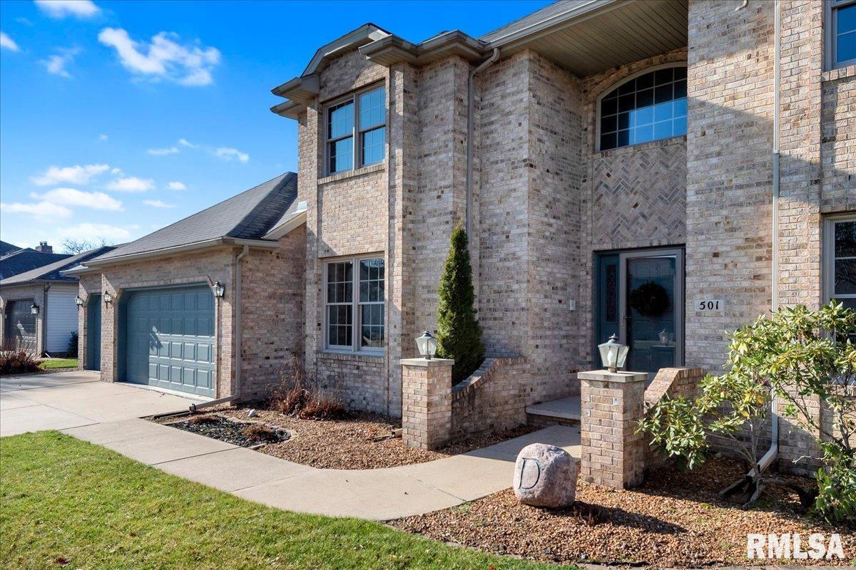 501 Colbrook Drive Springfield, IL 62702 - Photo 4 of 50
