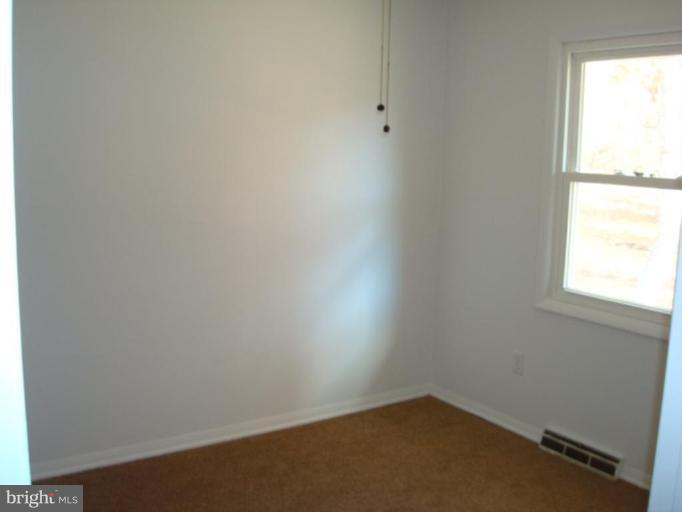 22542 Old Rolling Road California, MD 20619 - Photo 14 of 27 Bedroom with new carpet