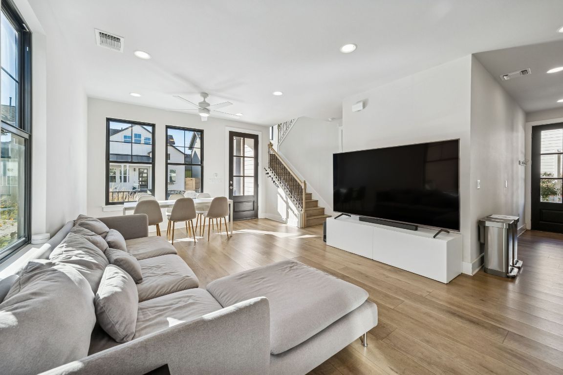 3322 McCurdy Street Austin, TX 78723 - Photo 7 of 39