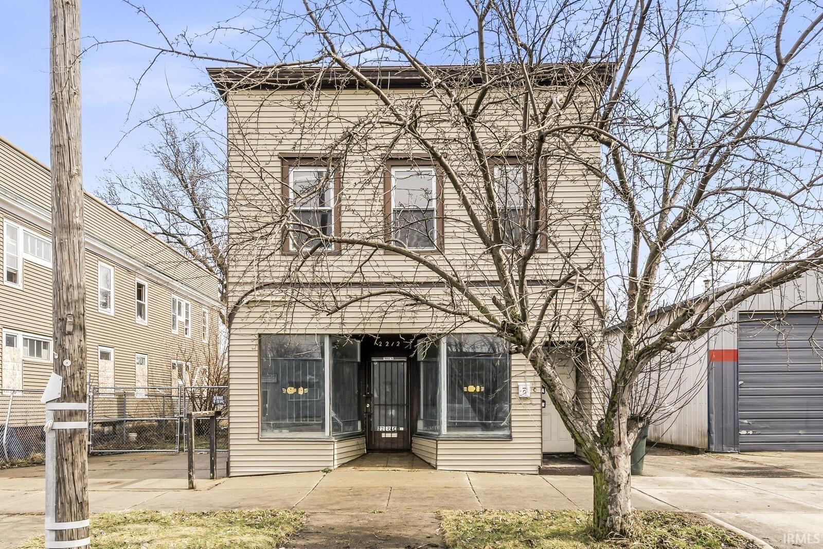 2212 South Michigan Street South Bend, IN 46613 - Photo 1 of 36